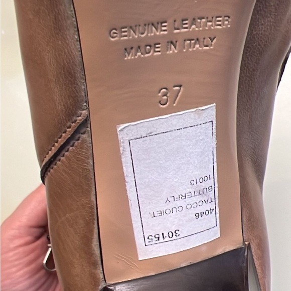 EMMA VIANI MADE IN ITALY LEATHER Tan Heeled Boots with Sleek Silhouette - Picture 8 of 9